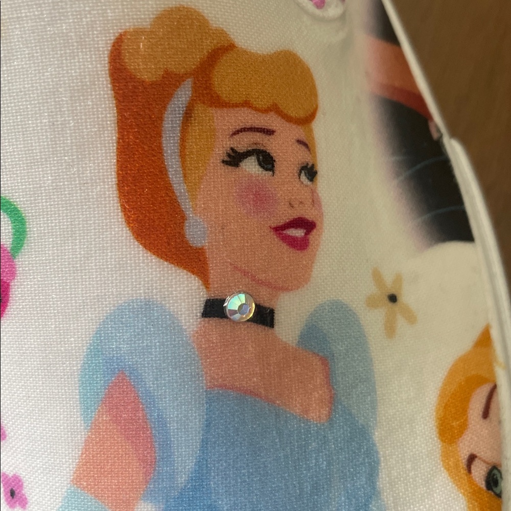 Woman’s Disney Princess custom Slip-On sneakers.with Cinderella and Jasmine. - Picture 9 of 10
